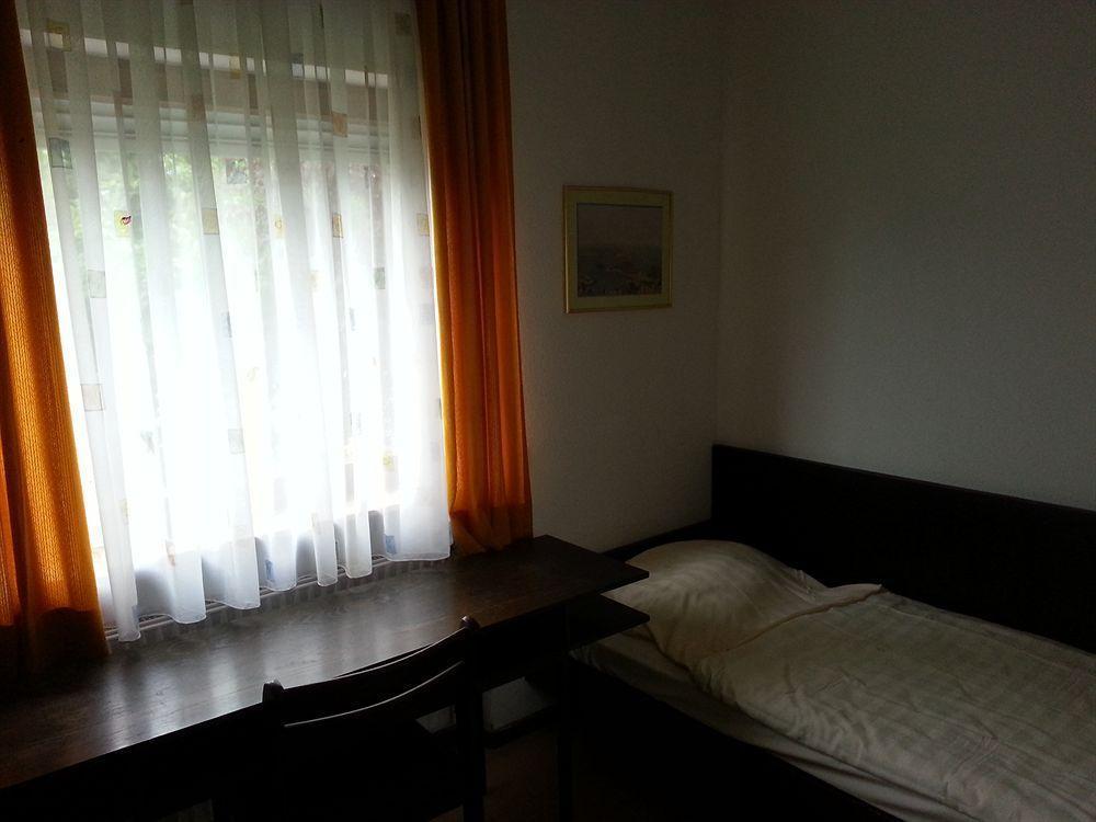 Hotel Agat Hofheim-Wallau Buitenkant foto
